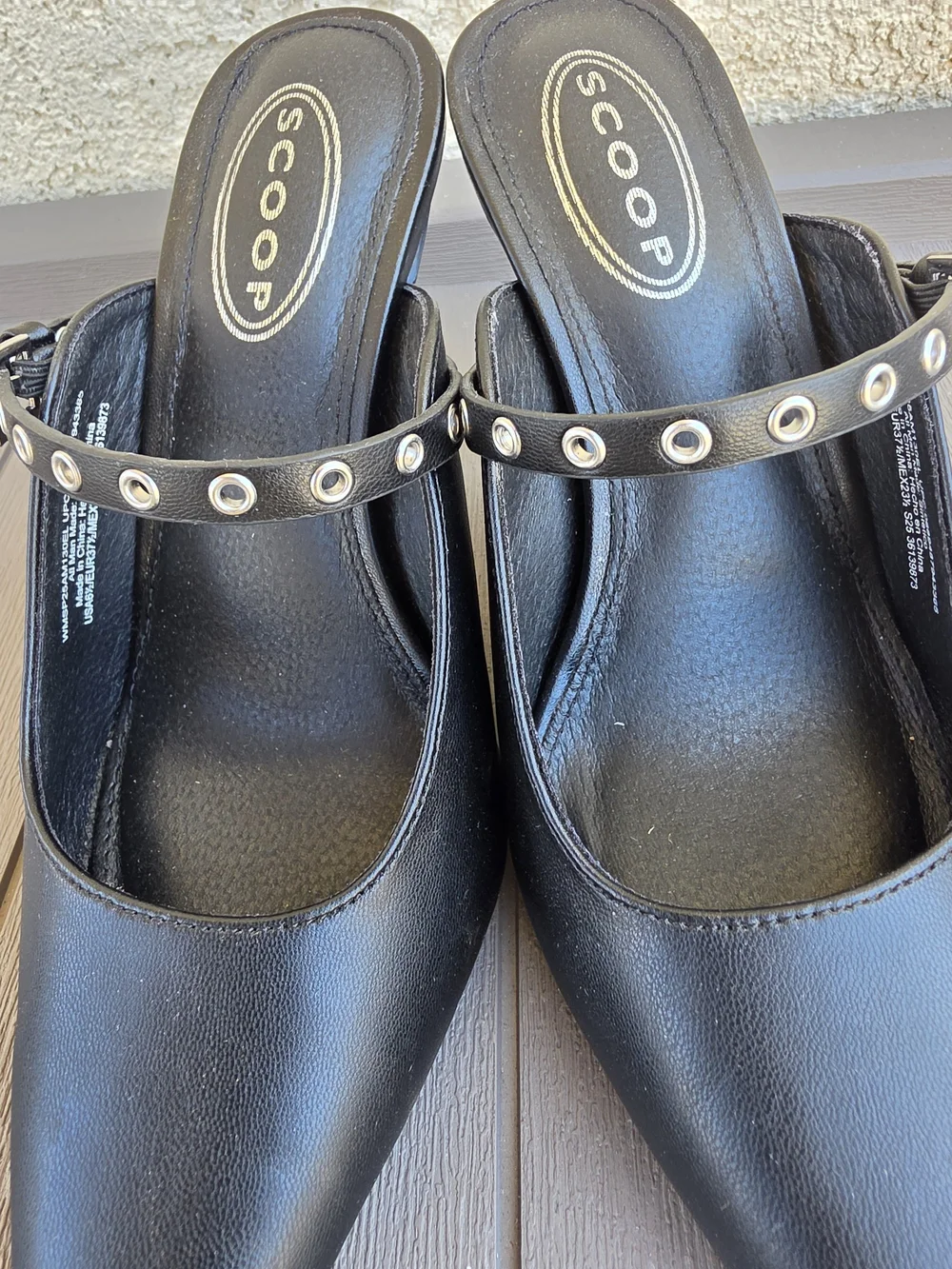 Scoop Black Pointed Toe Grommet Strap Stiletto Mules Heels Size 6.5